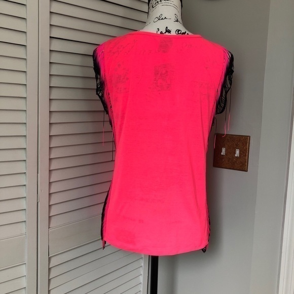 2B Bebe Hot Pink Fringe Top‎ Size XS - Picture 3 of 4